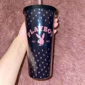 Tumbler cup with straw